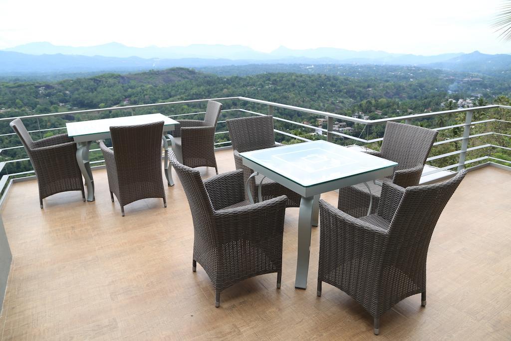Sky Pavilion Канди Экстерьер фото